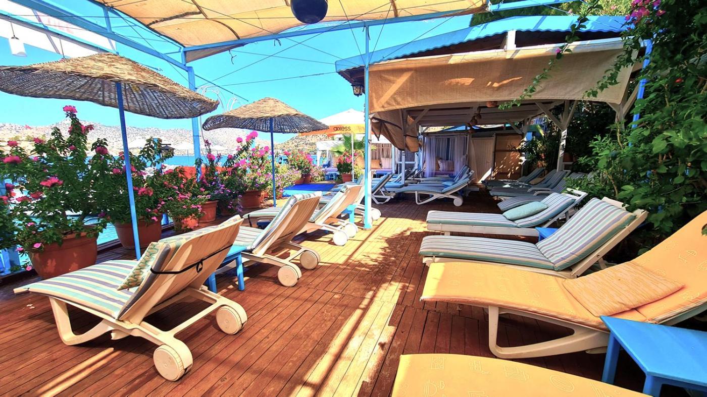 Aphrodite Hotel 보즈부른 외부 사진